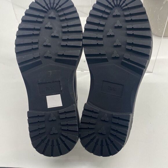 New Torrid Black Oxford Lace-up Sz 7 Extra Wide Vegan Leather - Picture 10 of 11